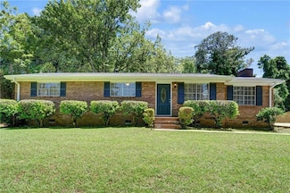 606 Evergreen Dr, Woodstock, GA 30188