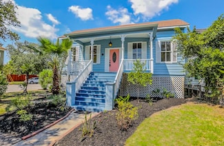 3128 Avenue N, Galveston, TX 77550