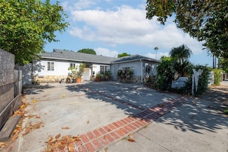 7827 Hesperia Ave, Reseda, CA 91335
