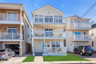 28 Bay Ave, Keansburg, NJ 07734