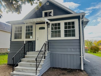 1207 Oakland Ave, Joliet, IL 60435