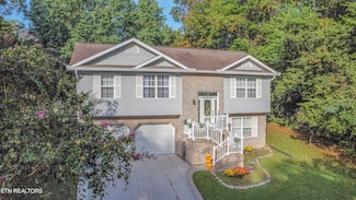 5821 Fountain Rd, Knoxville, TN 37918