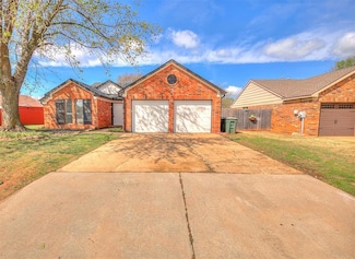 609 Fox Hunt Ln, Edmond, OK 73003