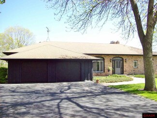 34643 34643 316th St, Le Sueur, MN 56058