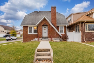 1036 S 12th Ave, Maywood, IL 60153