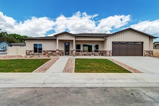 661 Tilman Dr, Grand Junction, CO 81506