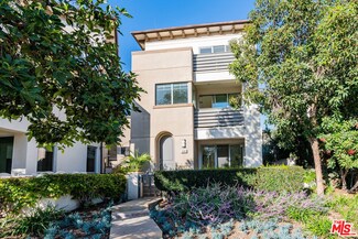 12820 S Seaglass Cir, Los Angeles, CA 90094