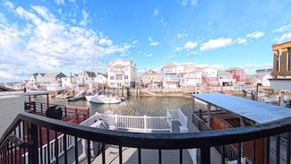 35 W 11th Rd, Broad Channel, NY 11693