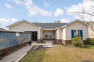 22795 Lafourche Ln, Denham Springs, LA 70726
