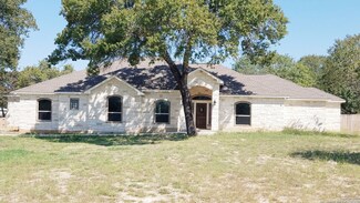 108 Lisa Dawn Dr, Adkins, TX 78101