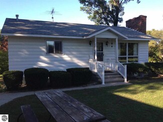 1144 E Sidney Rd, Stanton, MI 48888