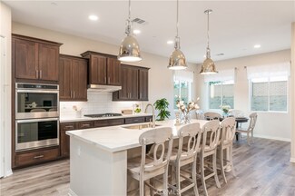 17019 Tawanka Rd, Apple Valley, CA 92307