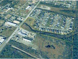 2328 Transmitter Rd, Panama City, FL 32404