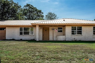 68 Milam St, Point Comfort, TX 77978