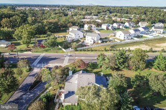 3 Cinnamon Rd, West Deptford, NJ 08086