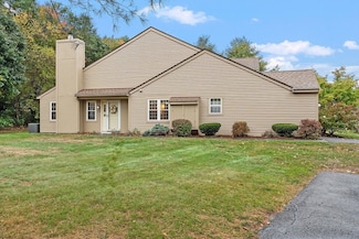 903 Ridgefield Cir Unit A, Clinton, MA 01510