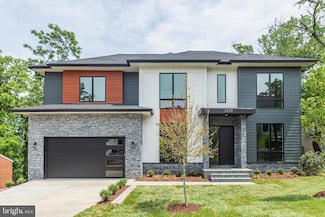 2239 Highland Ave, Falls Church, VA 22046
