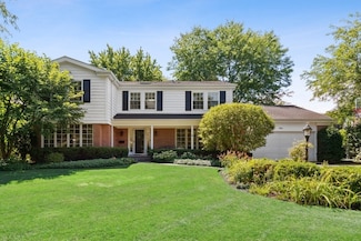 910 Dryden Ln, Highland Park, IL 60035