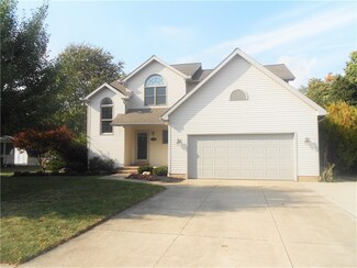 5124 Glen Meadows Dr, Fairview, PA 16415