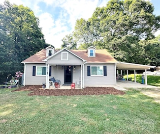 4266 Smokey Creek Rd, Lenoir, NC 28645