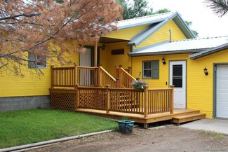 320 E Fairview Rd, Wheatland, WY 82201