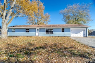 513 S Kerkhoff Ave, Otterbein, IN 47970