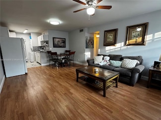 10052 Twin Lakes Dr Unit 37G, Coral Springs, FL 33071