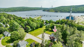 166 Franklin St, Bucksport, ME 04416
