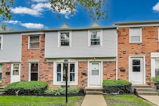 1016 Ashton Ct, Streamwood, IL 60107