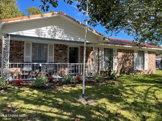 15908 Cherry Dr, Biloxi, MS 39532