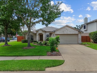 10002 Dawn Brook Dr, Pearland, TX 77584