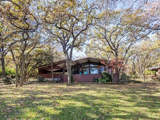 13030 Miller Rd, Azle, TX 76020
