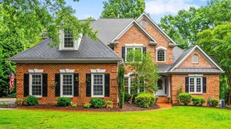 4 Elm Grove Way, Greensboro, NC 27405