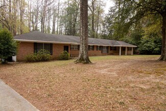 598 Willow Dr, Jasper, TX 75951