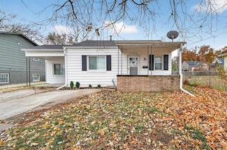 2804 Boston Ave, Des Moines, IA 50310