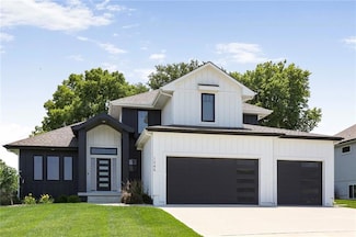 1245 NE Goshen Dr, Lee's Summit, MO 64064