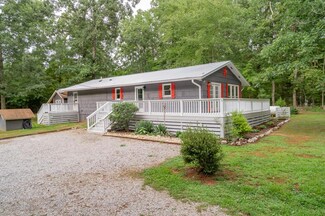 185 N Holiday Dr, Macon, NC 27551