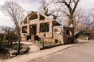 2 Indian Rd, Cranston, RI 02905