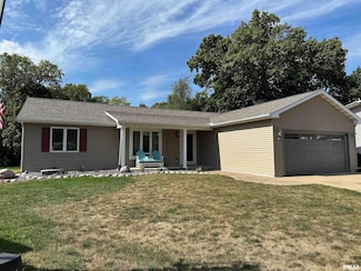 1964 Deer Ln, Washington, IL 61571