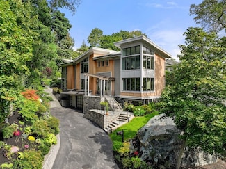 1201 Commonwealth Ave, West Newton, MA 02465