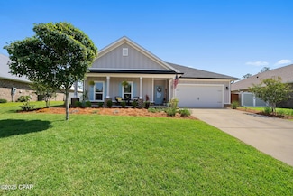 118 Talbot St, Southport, FL 32409