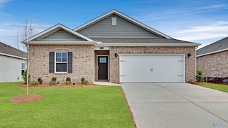 3404 Feldspar Dr SW, Madison, AL 35756