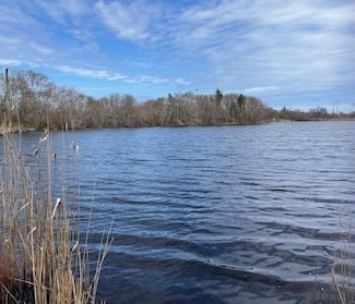 32 Locust Rd, Orleans, MA 2653