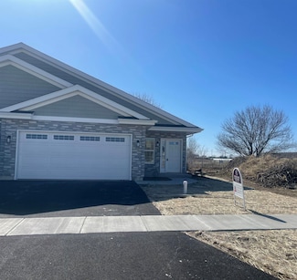542 Fuller Ln, Belvidere, IL 61008