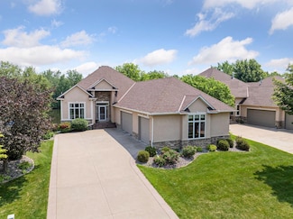 11871 Flanders Cir NE, Minneapolis, MN 55449