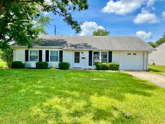 1306 Fairview Dr, Greenfield, IN 46140