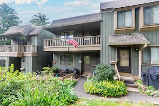 9 Village Rd, Southington, CT 06489