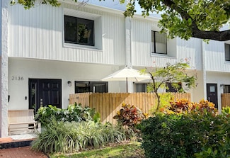 2136 NE 44th St Unit 4, Lighthouse Point, FL 33064