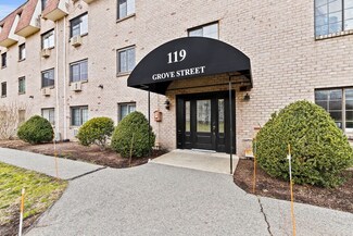119 Grove St Unit 214, Rockland, MA 02370