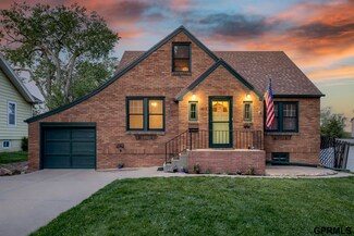 1411 S 52nd St, Omaha, NE 68106